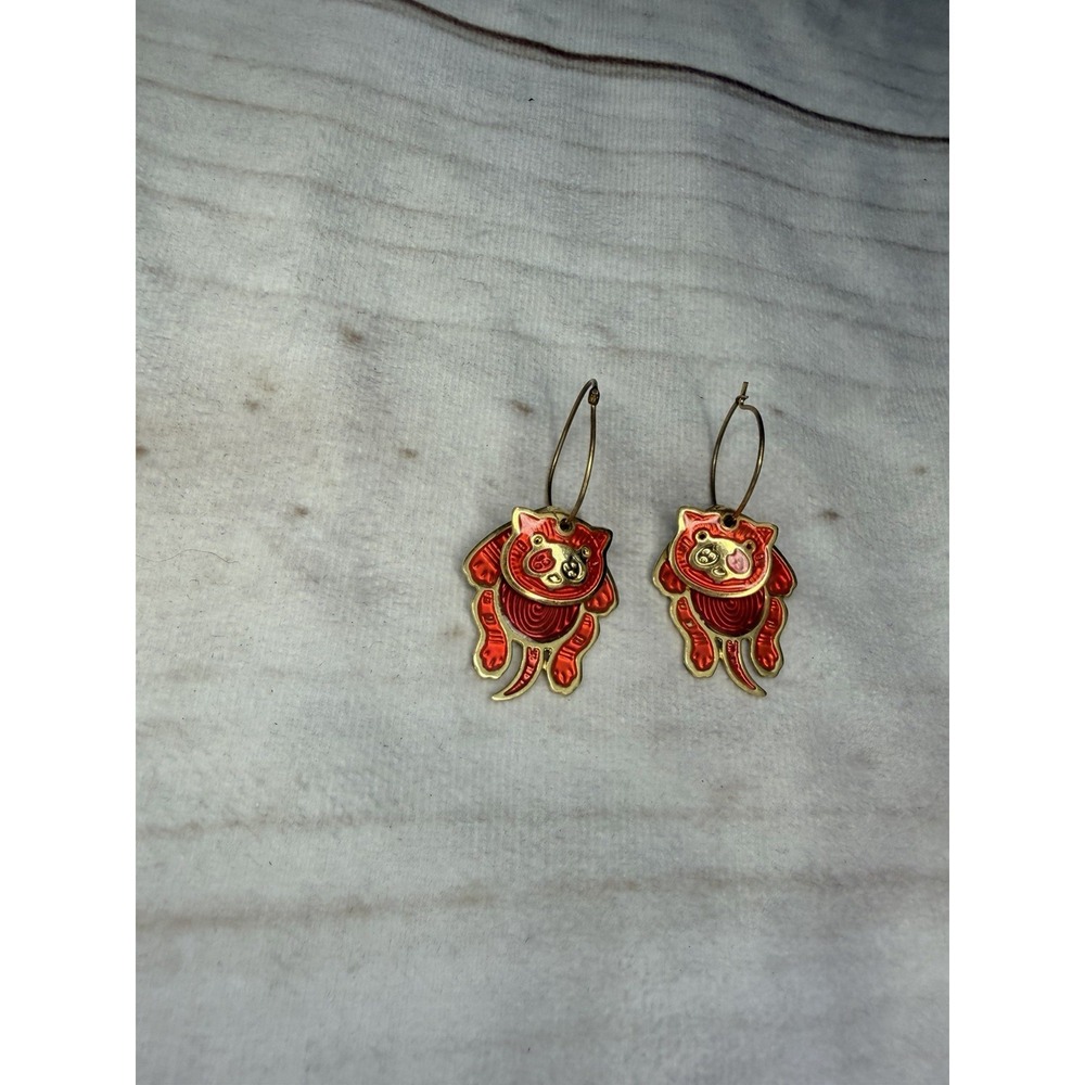 Vintage Edgar Berebi Red Enamel‎ Cat Dangle Hoop Earrings Gold Tone Signed
